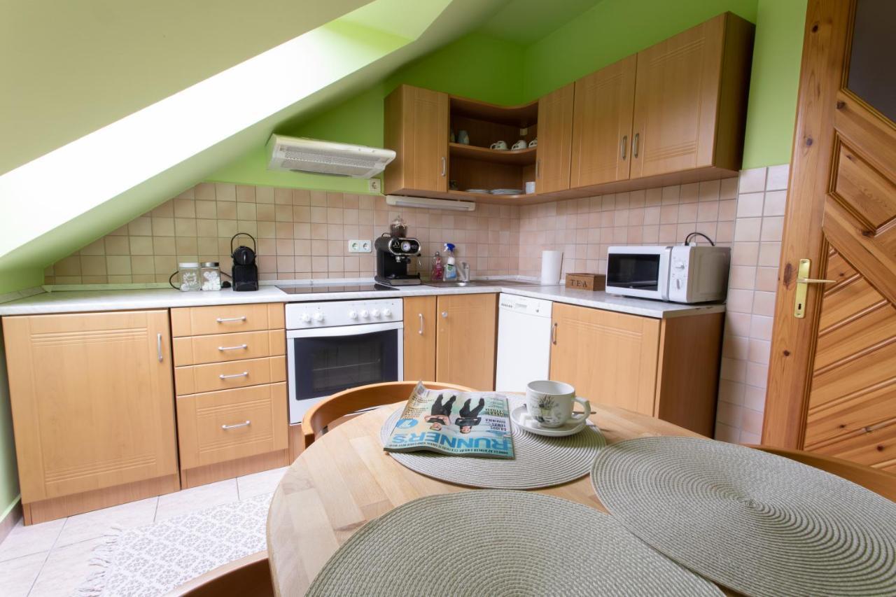Aida Sport Apartman Еґер Екстер'єр фото